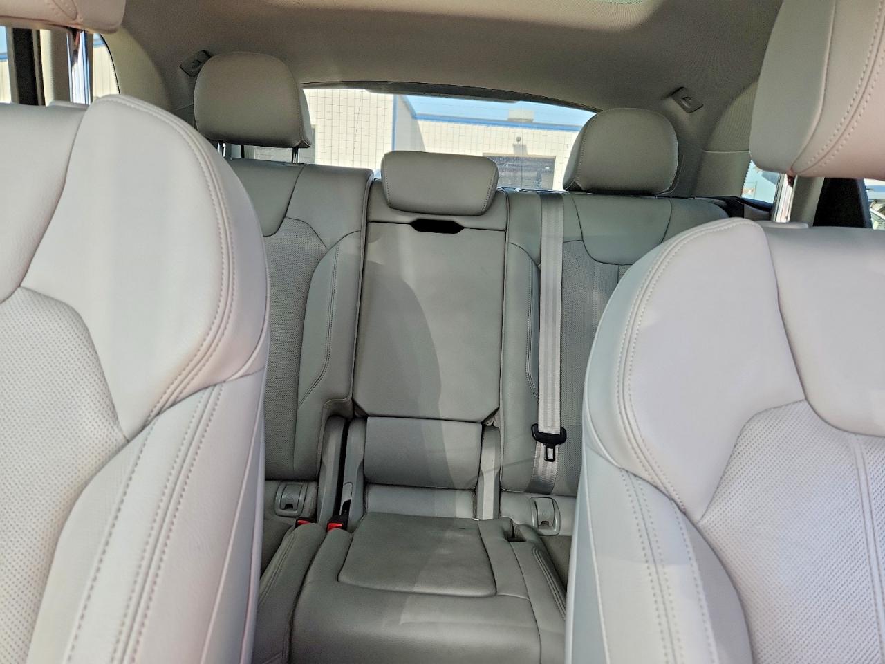 2018 AUDI Q5 quattro Prestige