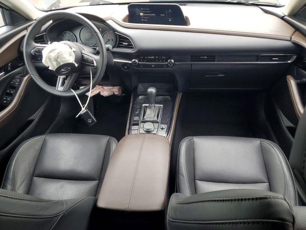 2025 MAZDA CX-30 Premium Package