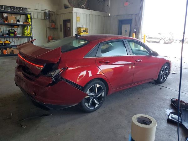2021 HYUNDAI ELANTRA