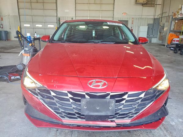2021 HYUNDAI ELANTRA