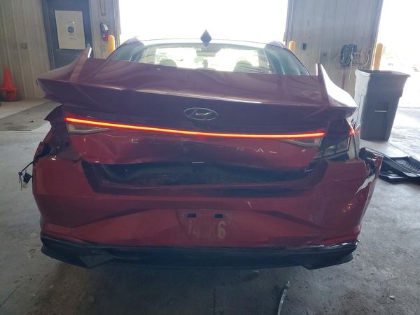 2021 HYUNDAI ELANTRA
