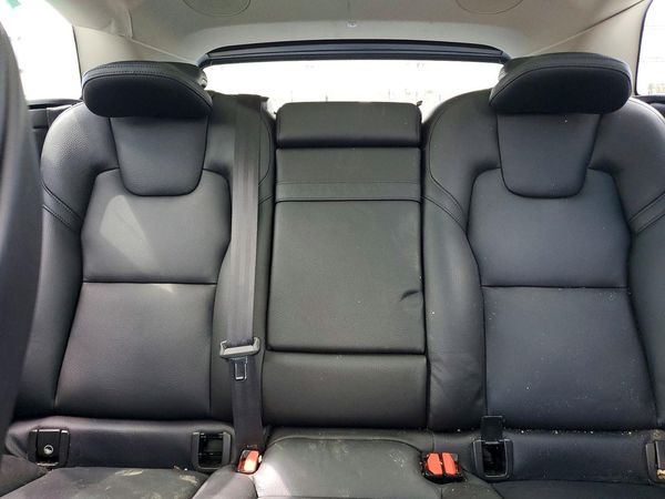 2019 VOLVO XC60