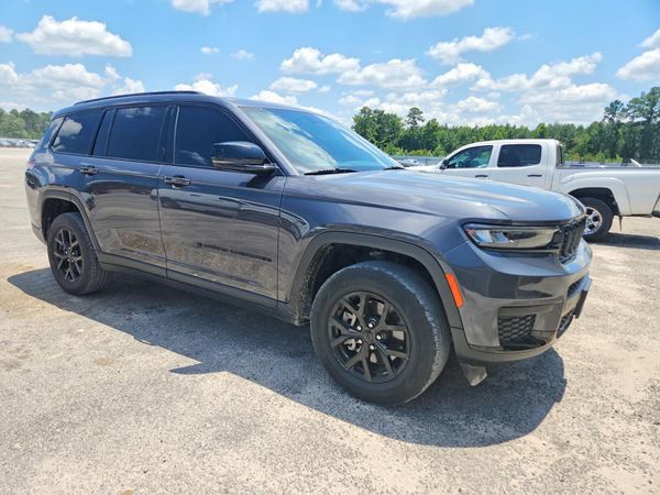 2024 JEEP GRAND CHEROKEE L LAREDO 4X4