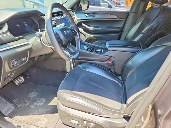 2024 JEEP GRAND CHEROKEE L LAREDO 4X4