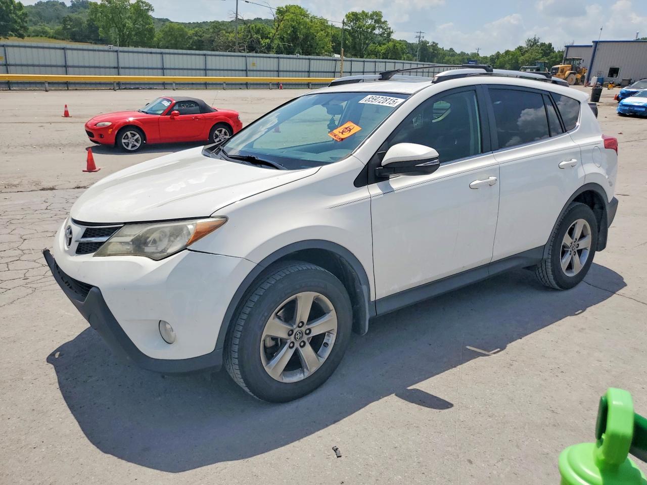 2015 TOYOTA RAV4 XLE (M Grade)