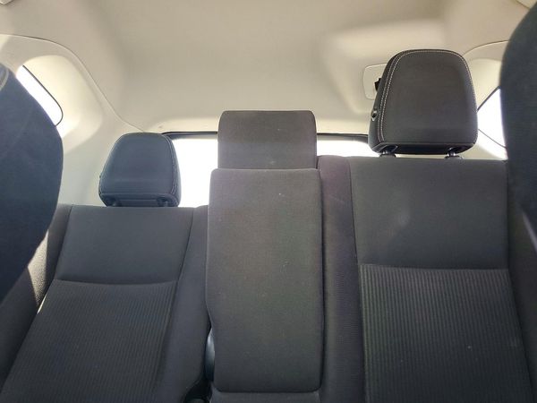 2015 TOYOTA RAV4 XLE (M Grade)