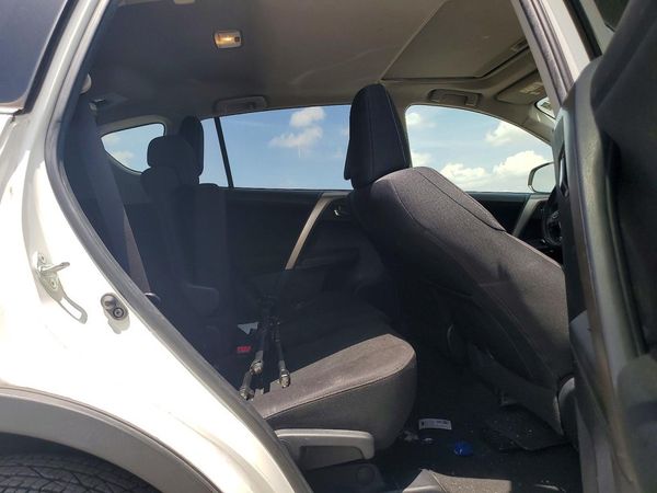 2015 TOYOTA RAV4 XLE (M Grade)