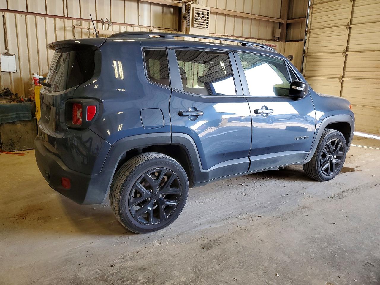 2022 JEEP RENEGADE LATITUDE 4X4