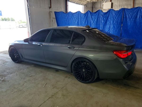2016 BMW 750 xDrive