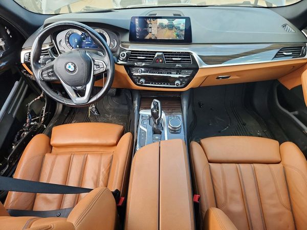 2019 BMW 530XE xDrive