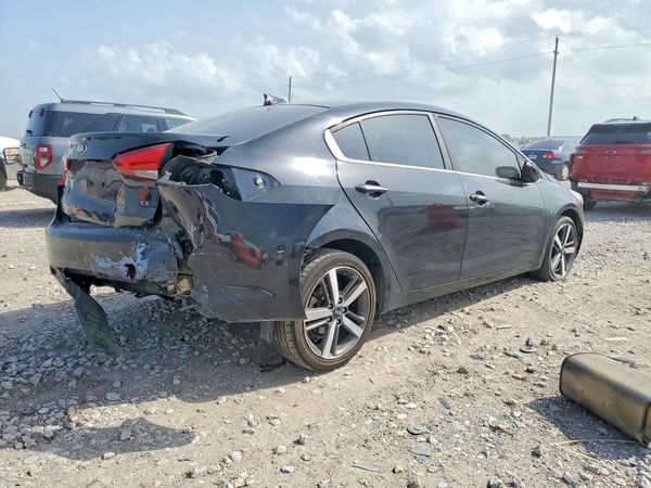 2017 KIA FORTE