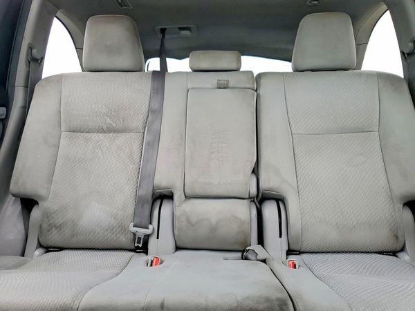 2018 TOYOTA HIGHLANDER LE/LE Plus