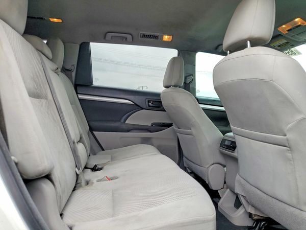 2018 TOYOTA HIGHLANDER LE/LE Plus