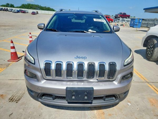 2015 JEEP CHEROKEE LATITUDE 4X4