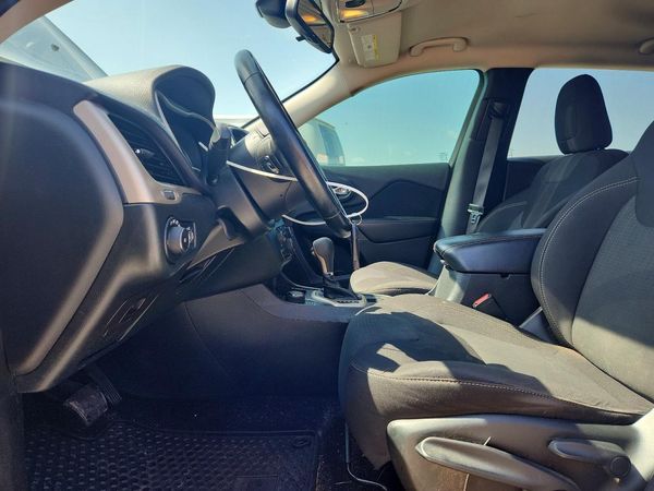 2015 JEEP CHEROKEE LATITUDE 4X4