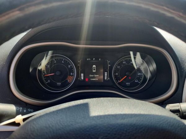 2015 JEEP CHEROKEE LATITUDE 4X4