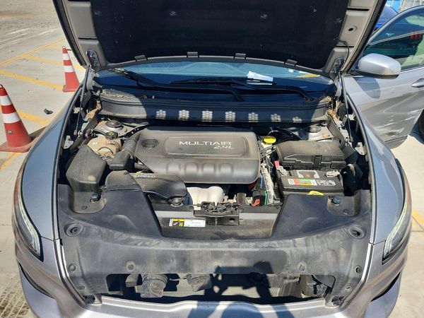 2015 JEEP CHEROKEE LATITUDE 4X4