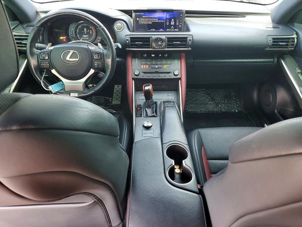 2019 LEXUS IS 300