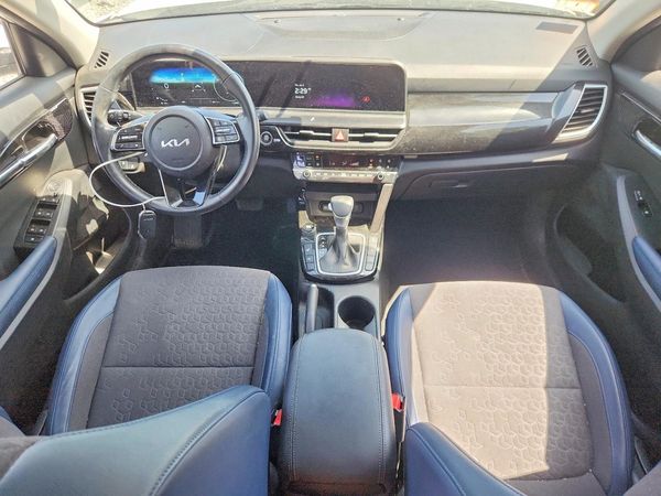 2024 KIA SELTOS S, X-Line