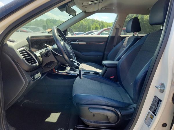 2024 KIA SELTOS S, X-Line