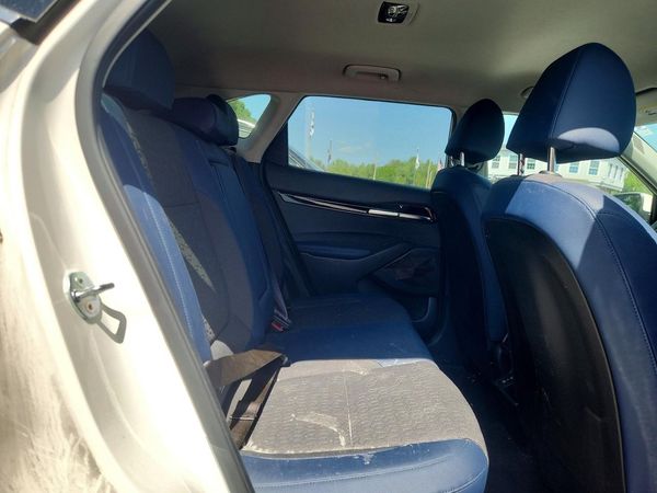 2024 KIA SELTOS S, X-Line