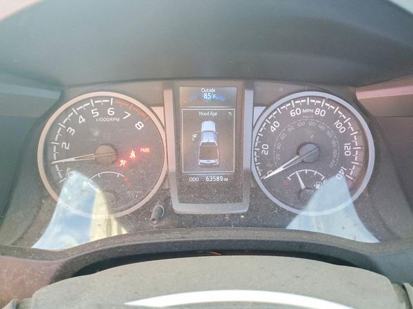 2021 TOYOTA TACOMA SR5