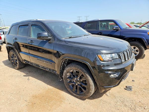 2020 JEEP GRAND CHEROKEE LAREDO 4X4