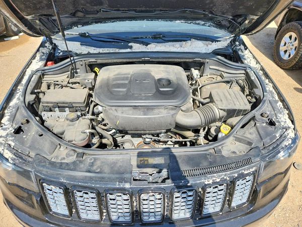 2020 JEEP GRAND CHEROKEE LAREDO 4X4