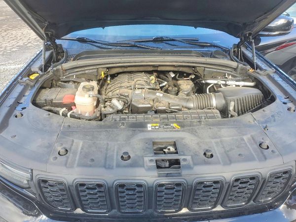2021 JEEP GRAND CHEROKEE L LAREDO 4X4
