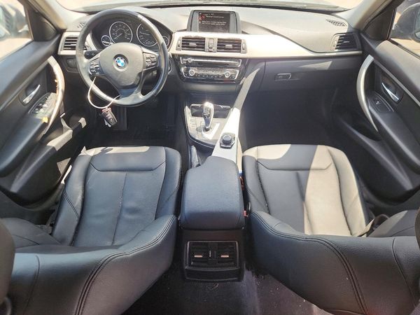 2016 BMW 320