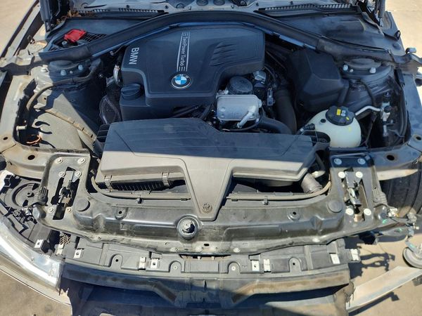2016 BMW 320