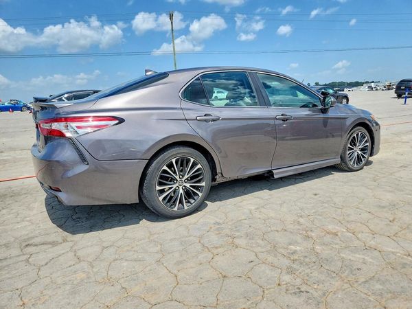2020 TOYOTA CAMRY