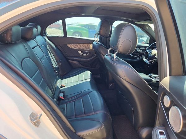 2016 MERCEDES-BENZ C C300-4M