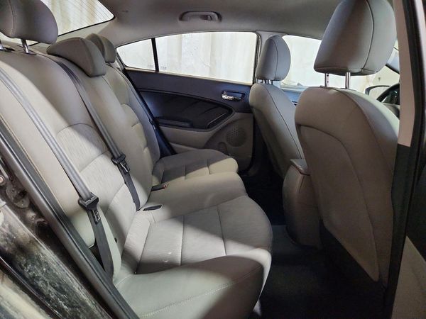 2015 KIA FORTE GL(Middle-low grade)