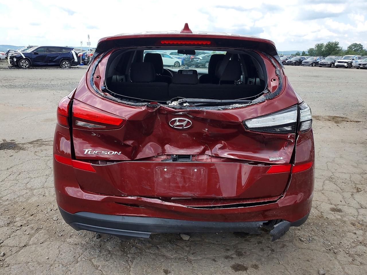 2019 HYUNDAI TUCSON SE