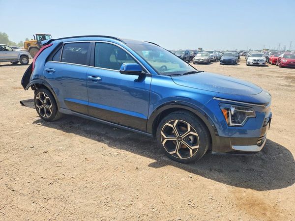 2023 KIA NIRO EX