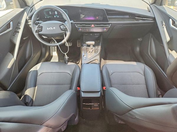 2023 KIA NIRO EX