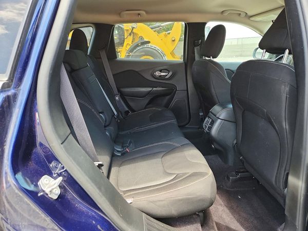 2016 JEEP CHEROKEE LATITUDE 4X4