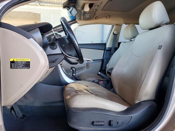 2014 HYUNDAI ELANTRA