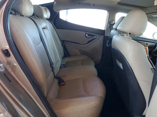 2014 HYUNDAI ELANTRA