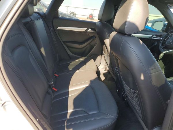 2016 AUDI Q3 quattro Premium Plus