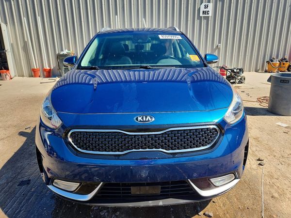 2018 KIA NIRO