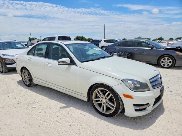 2012 MERCEDES-BENZ C C300 4-MATIC