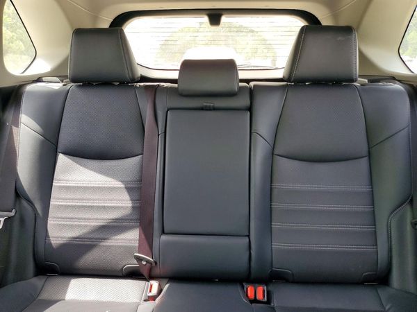 2020 TOYOTA RAV4 Limited HV
