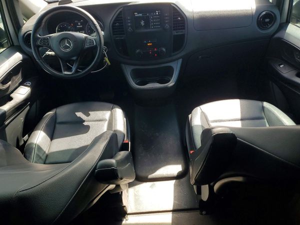 2023 MERCEDES-BENZ METRIS