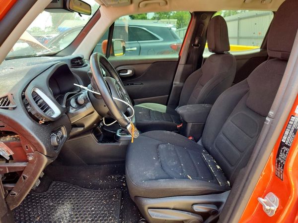 2020 JEEP RENEGADE LATITUDE 4X2