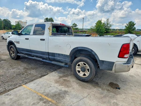 2018 RAM 2500 ST