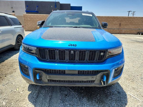 2022 JEEP CHEROKEE Trailhawk 4XE — DIRF