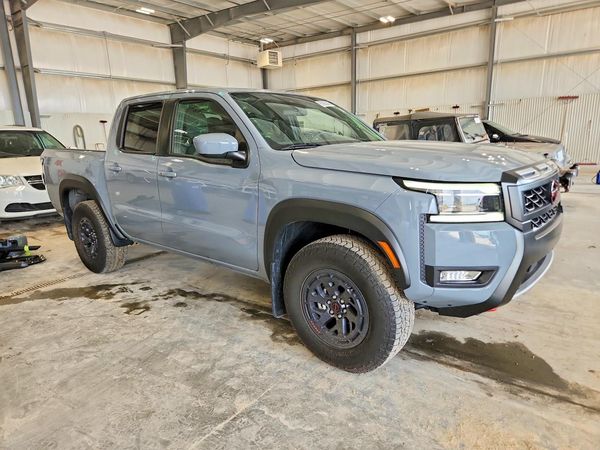2025 NISSAN FRONTIER