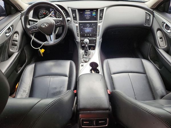 2021 INFINITI Q50 LUXE